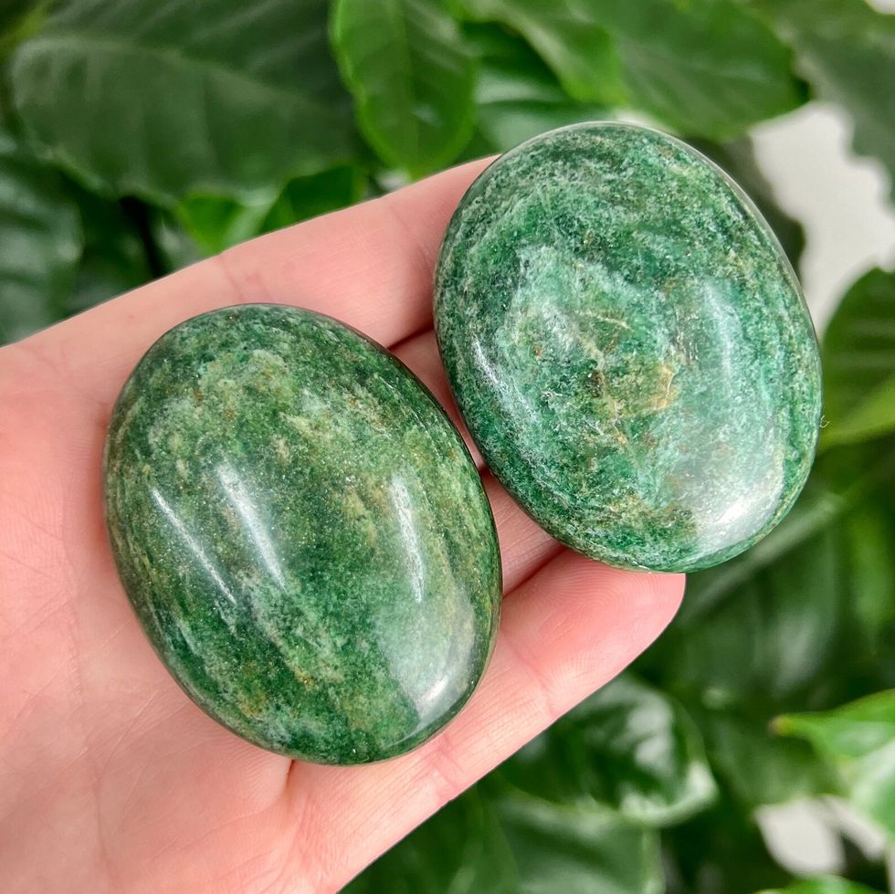 Fuchsite Palm Stone