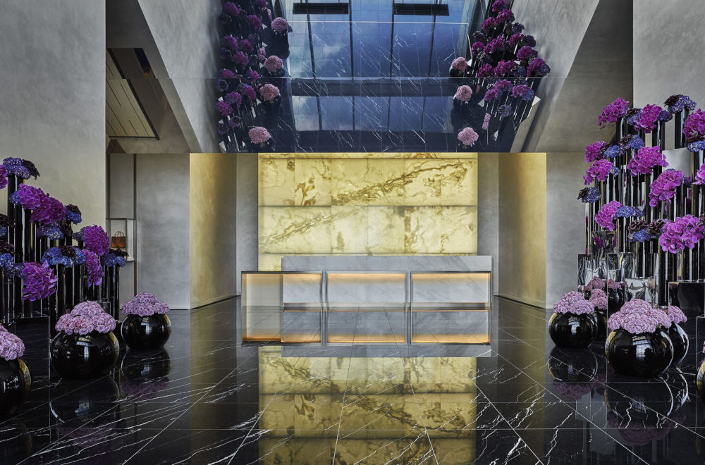 4 seasons philly lobby